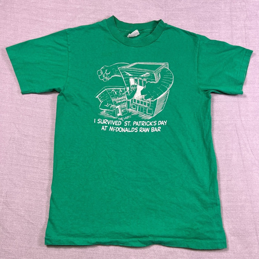 Hanes Mens Green I Survived St Patrick's Day at McDonalds Raw Bar T-Shirt Size L